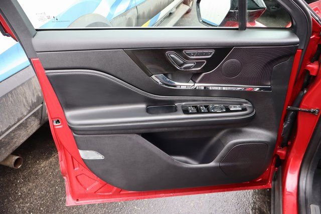 Used 2023 Lincoln Corsair AWD w/ Equipment Group 101A image 23