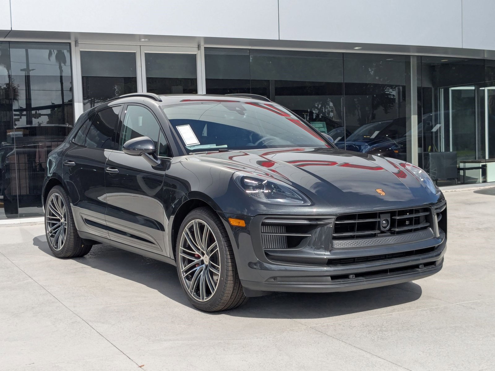 New 2025 Porsche Macan S image 7