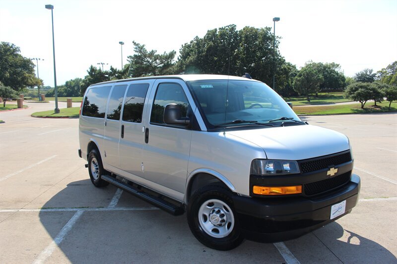 Used 2019 Chevrolet Express 2500 LS w/ Driver Convenience Package RWD image 7