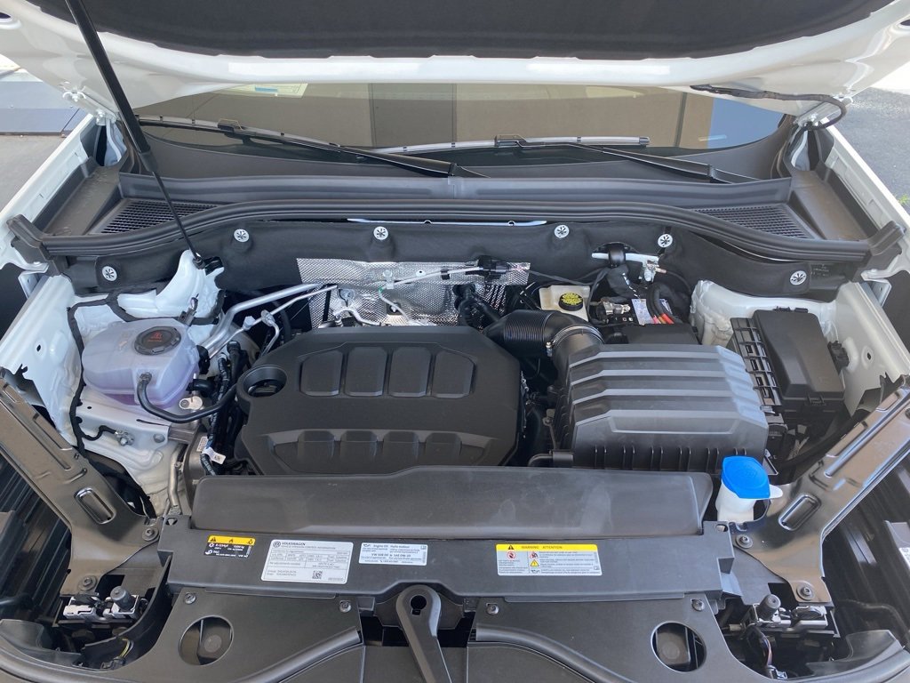 New 2025 Volkswagen Atlas SEL Premium R-Line image 34