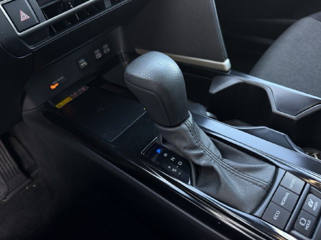 Used 2025 Toyota Camry LE FWD image 20