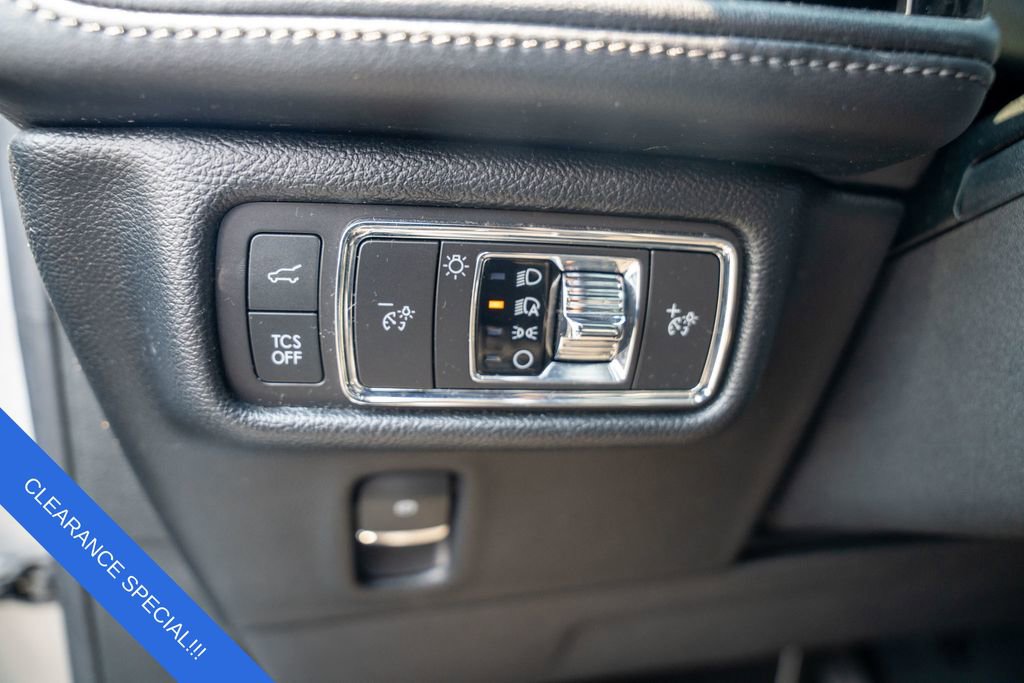 Used 2021 Lincoln Nautilus Reserve w/ Class II Trailer Tow Package image 22