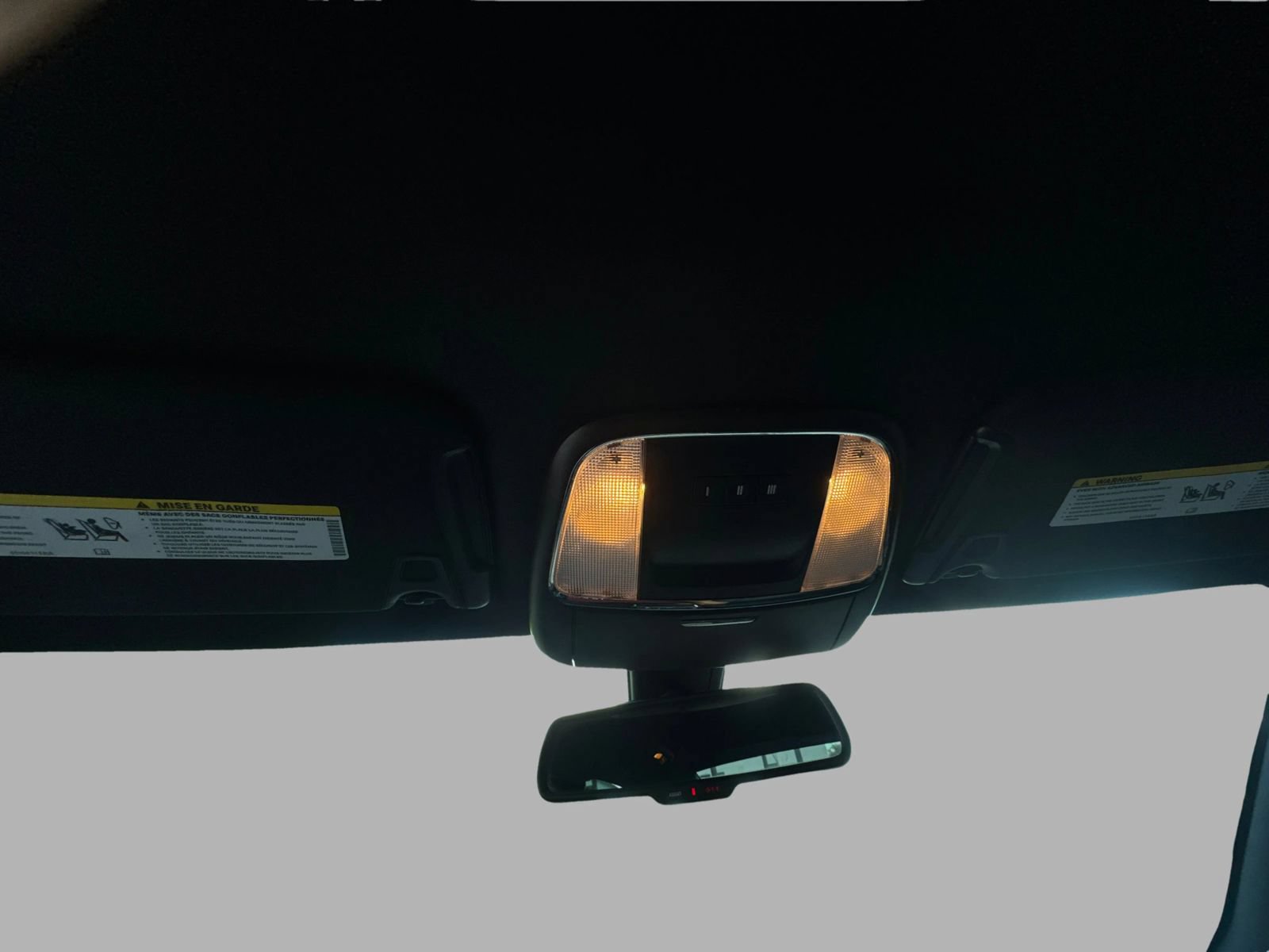 Used 2015 Dodge Charger R/T RWD image 32