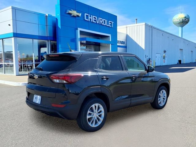 New 2026 Chevrolet TrailBlazer LS w/ LS Convenience Package AWD/4WD image 3