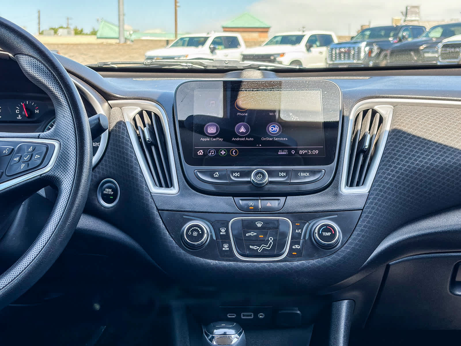 Used 2020 Chevrolet Malibu LS FWD image 12