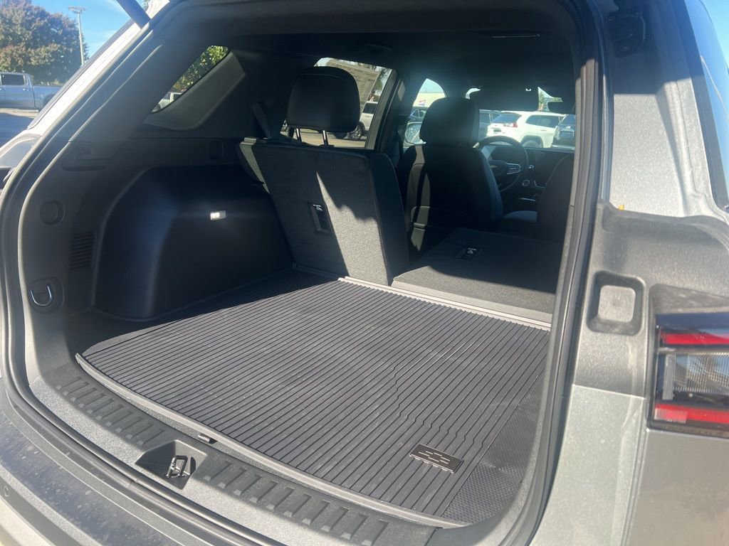 New 2026 Chevrolet Equinox LT w/ Convenience Package II image 7
