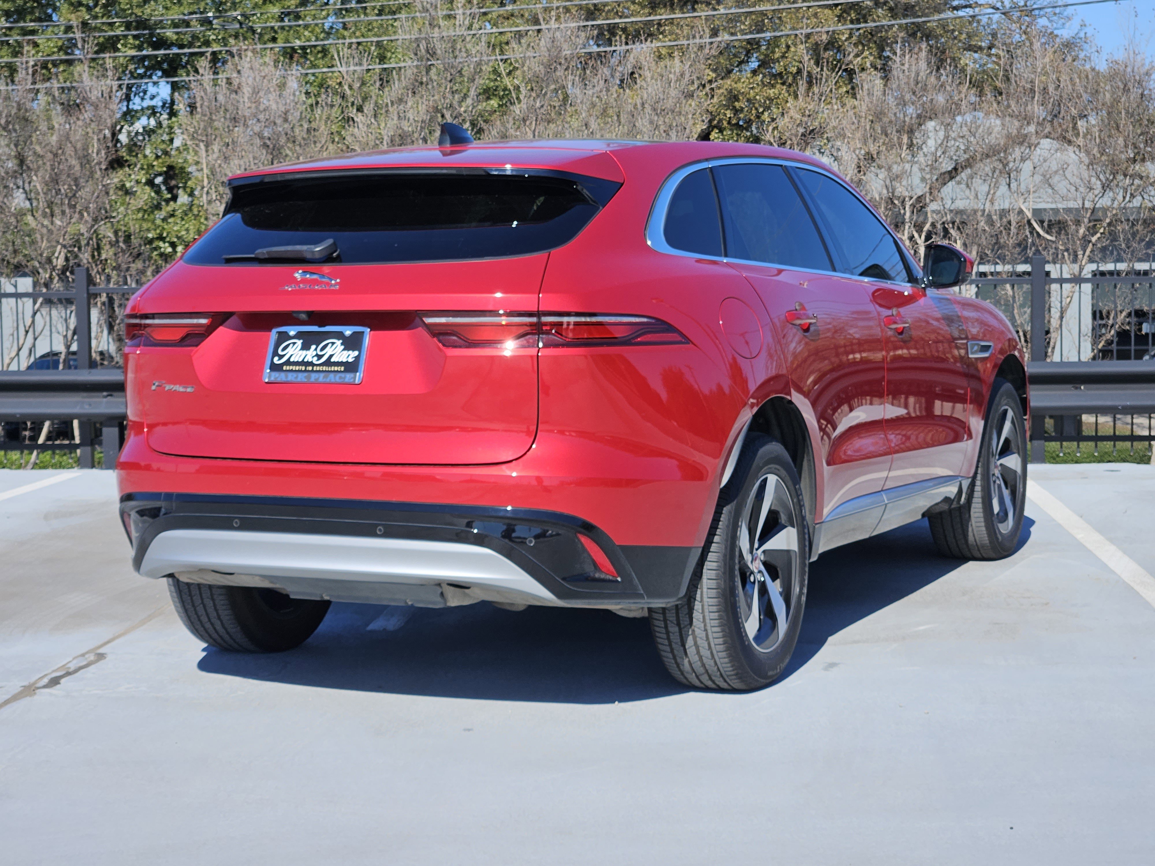 Used 2022 Jaguar F-PACE S image 9