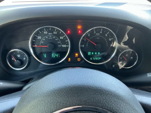Used 2018 Jeep Wrangler Unlimited Sahara w/ Connectivity Group AWD/4WD image 20