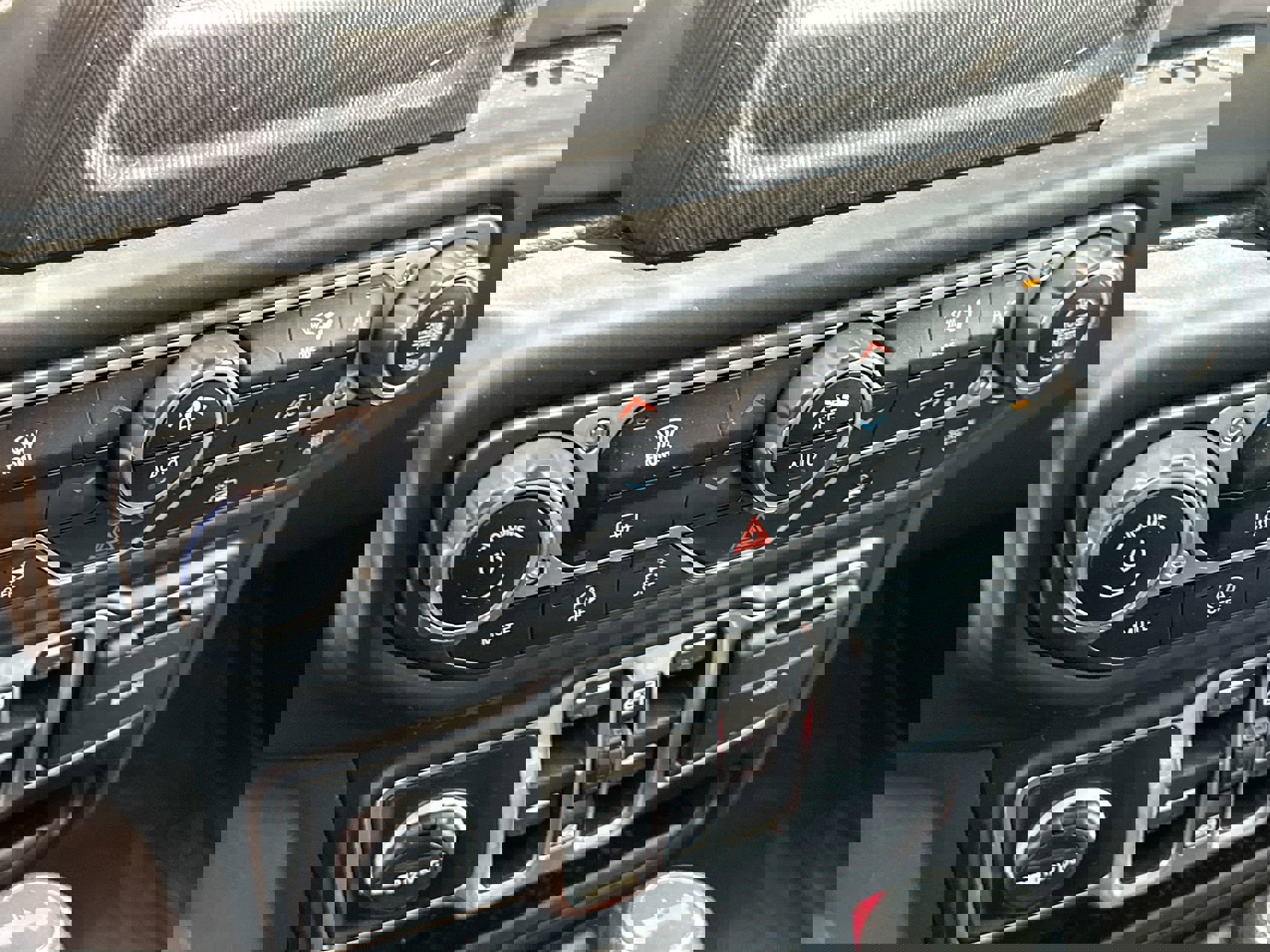 Used 2022 Jeep Wrangler Unlimited Sport image 18