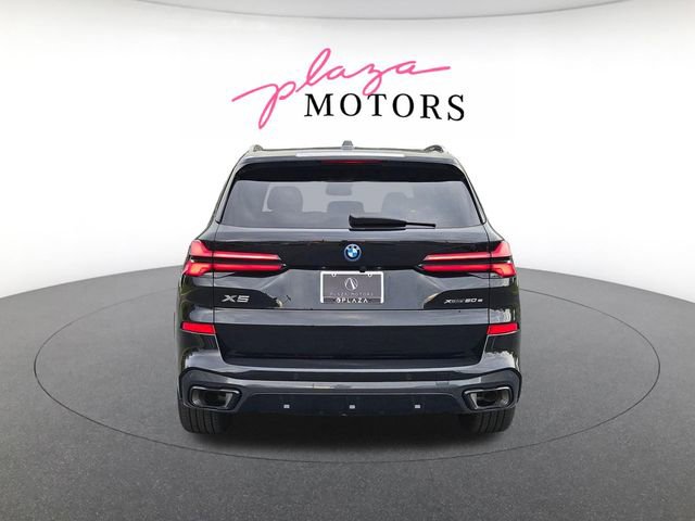Certified 2025 BMW X5 xDrive50e w/ Executive Package image 6