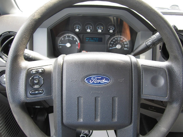 Used 2014 Ford F250 XL w/ XL Value Package AWD/4WD image 9