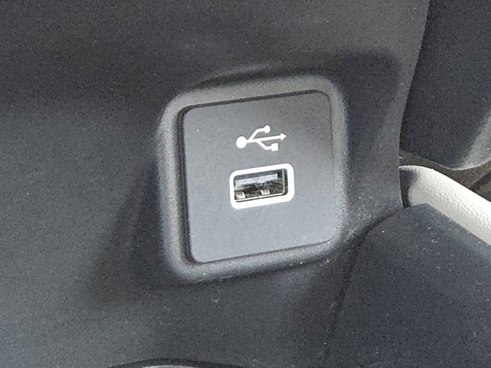 Used 2024 Honda HR-V LX image 6