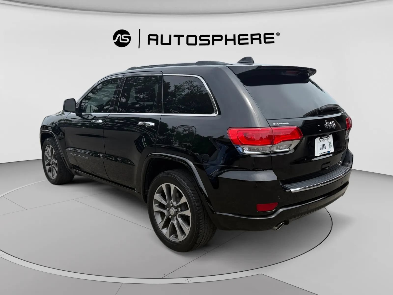 Used 2018 Jeep Grand Cherokee Overland w/ Interior Metal Package RWD image 6