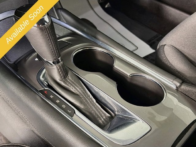 Used 2017 Chevrolet Malibu LT FWD image 16