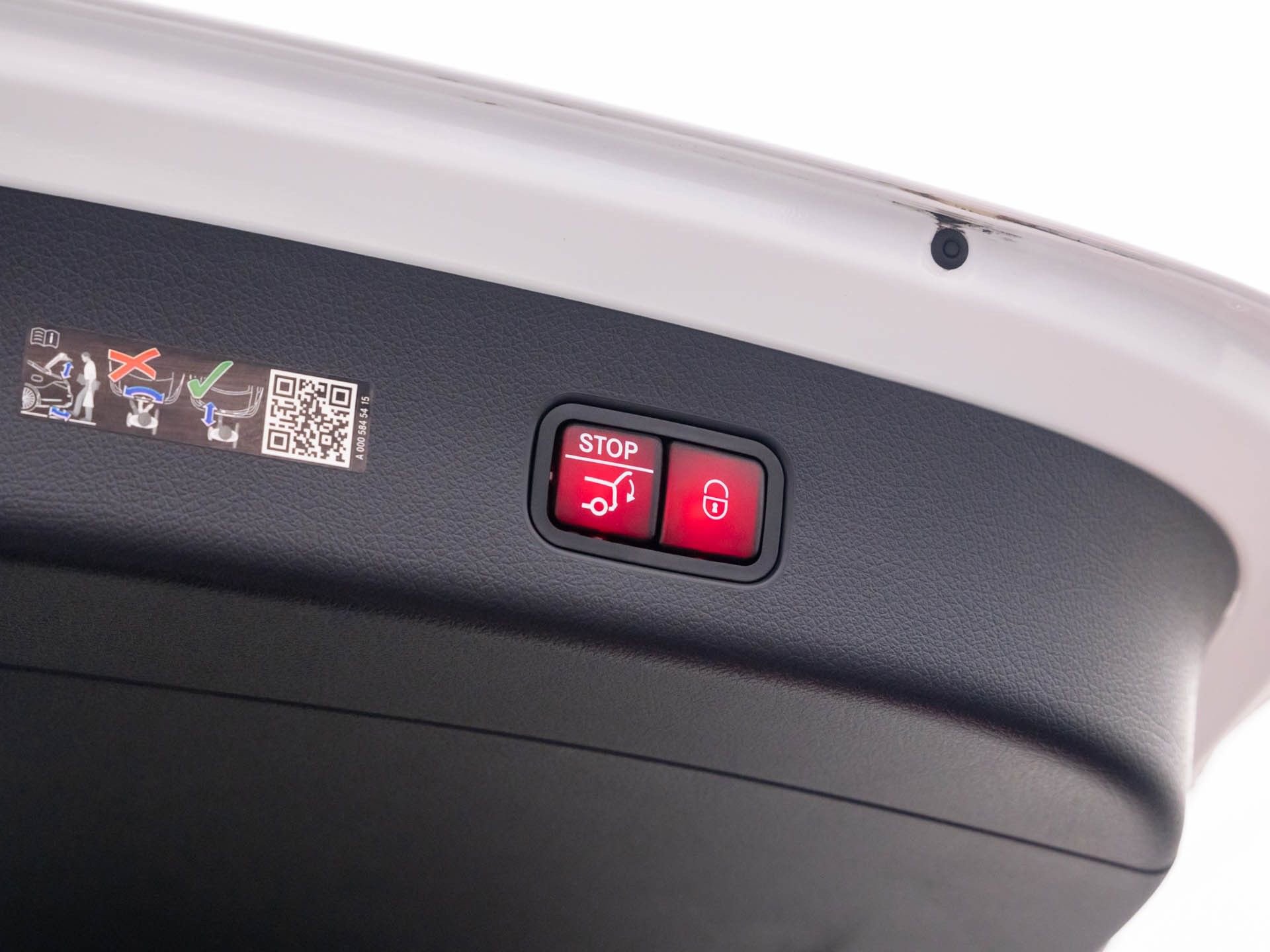 Certified 2025 Mercedes-Benz GLC 300 4MATIC image 28