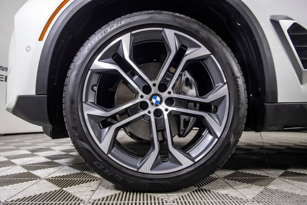 Used 2026 BMW X5 sDrive40i w/ Premium Package RWD image 38
