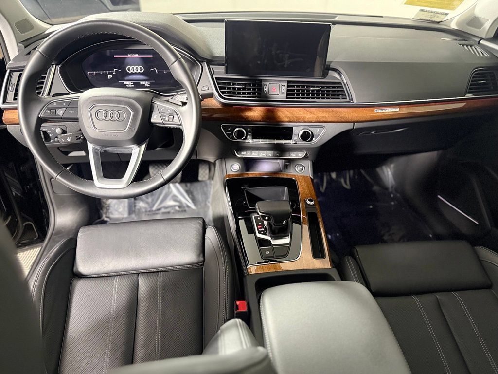 Used 2025 Audi Q5 Prestige w/ Prestige Package AWD/4WD image 11