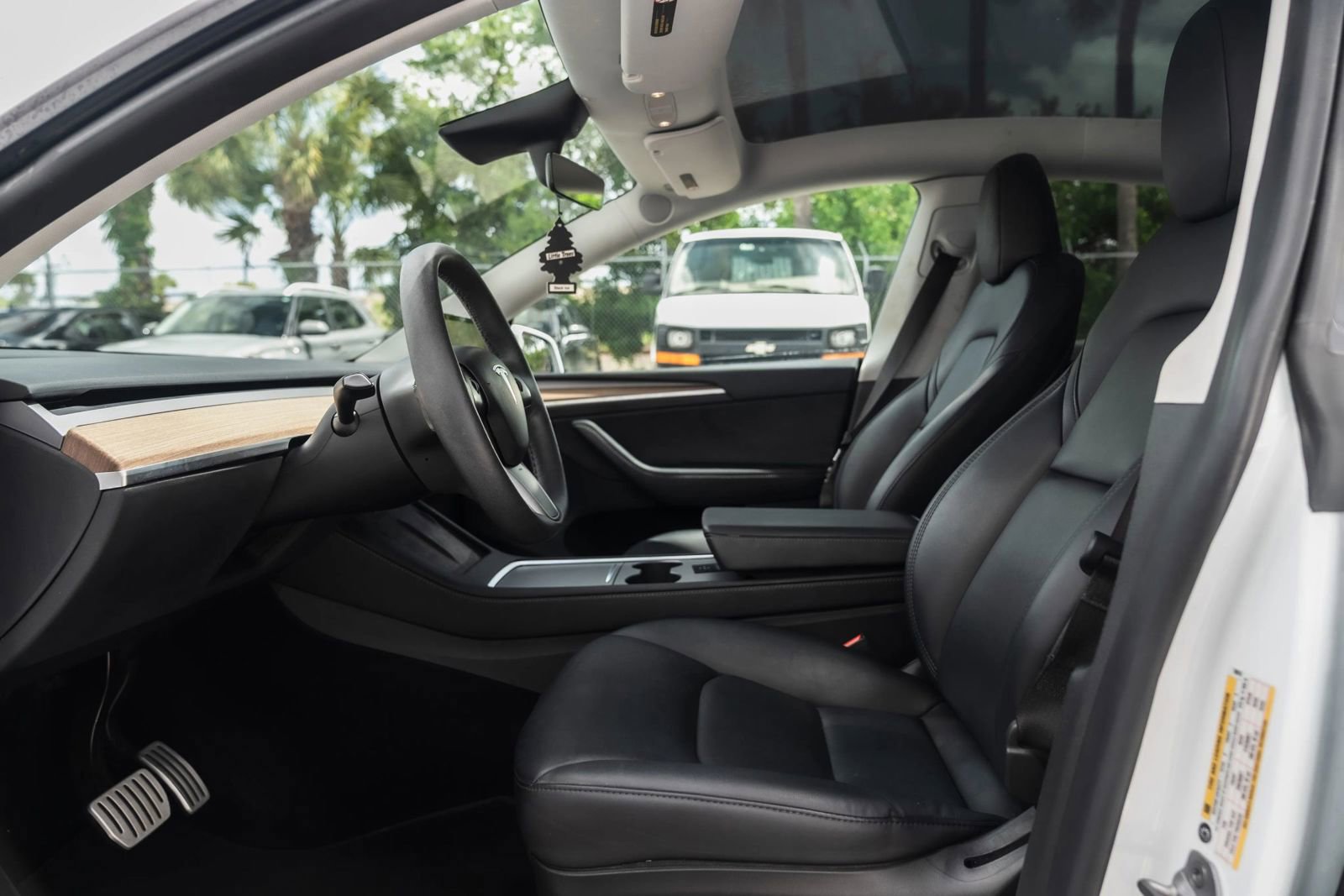 Used 2023 Tesla Model Y Performance AWD/4WD image 20