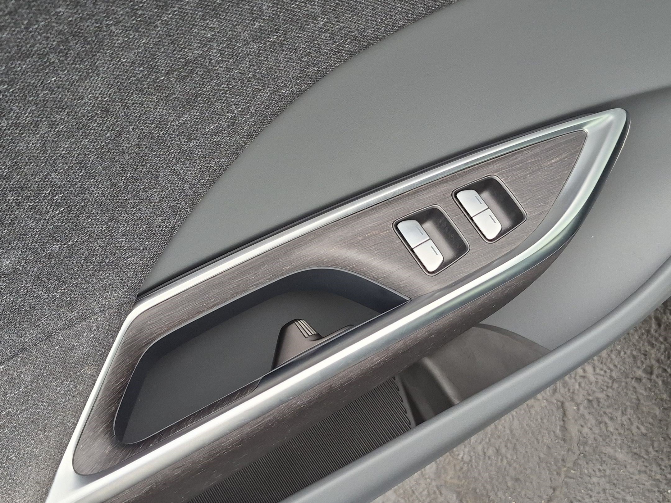 Used 2024 Lucid Air Touring AWD/4WD image 15