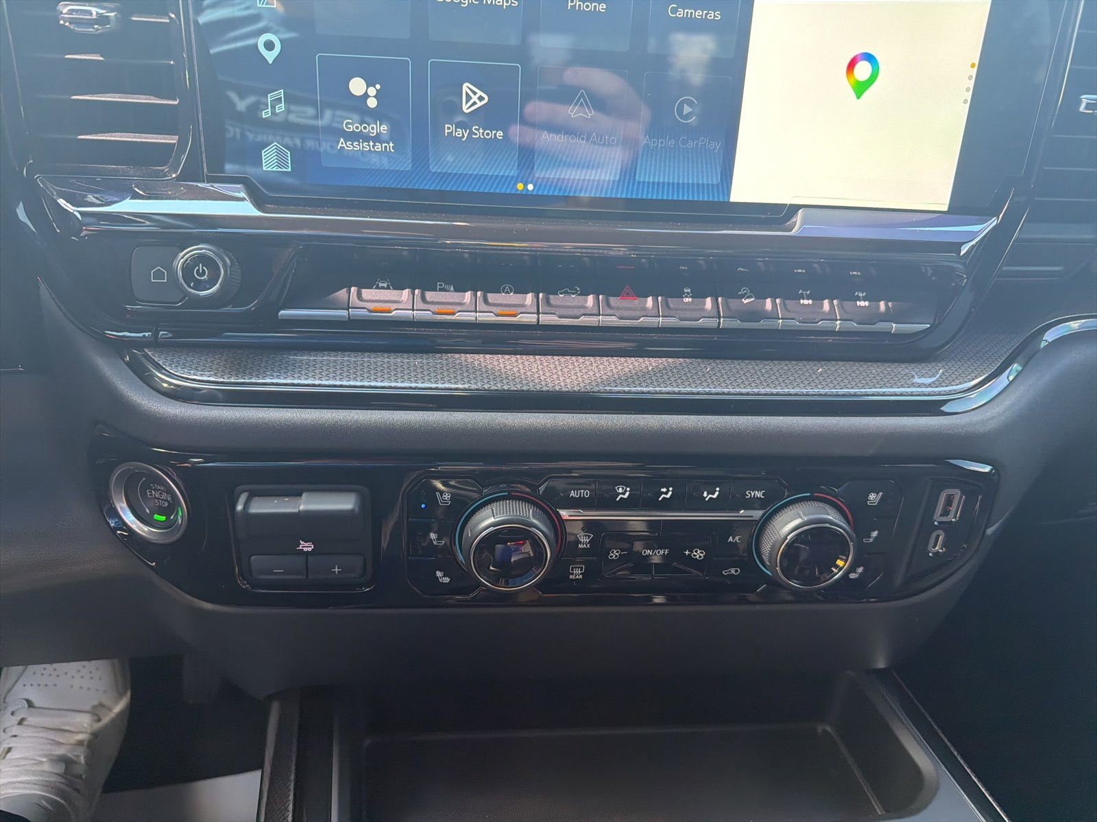 Used 2022 Chevrolet Silverado 1500 ZR2 w/ Technology Package AWD/4WD image 15