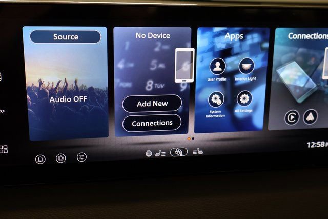 New 2026 Nissan Sentra SV w/ SV Convenience Package FWD image 19