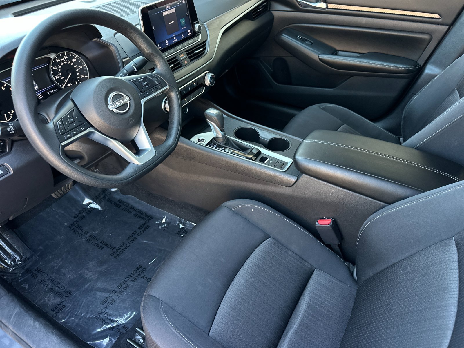 Used 2025 Nissan Altima 2.5 SV AWD/4WD image 9