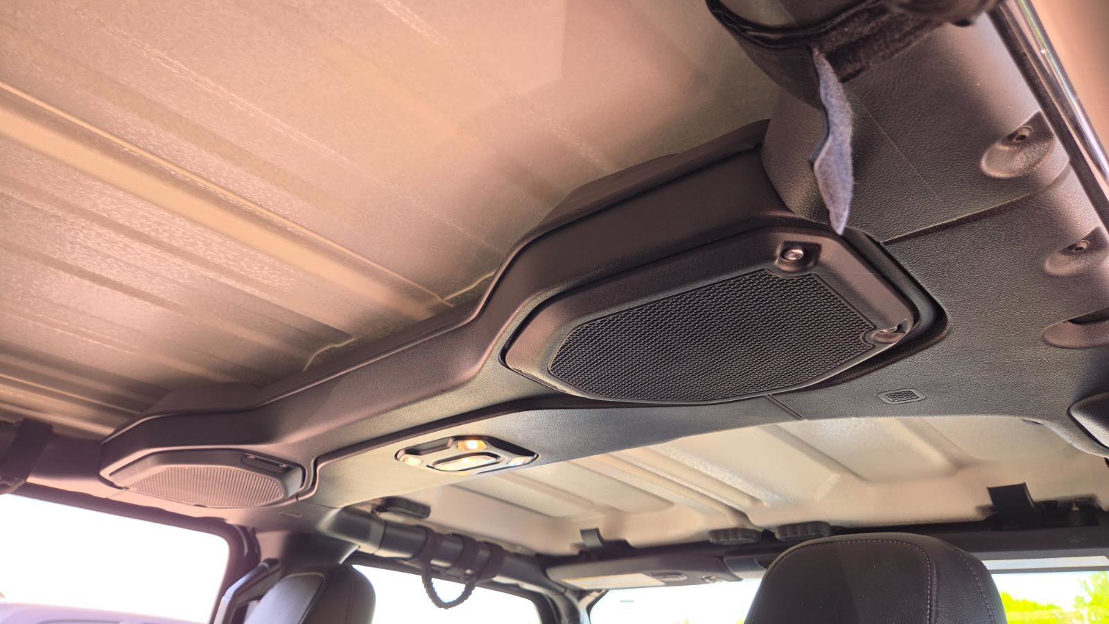 Used 2023 Jeep Wrangler Sahara w/ Cold Weather Group image 59