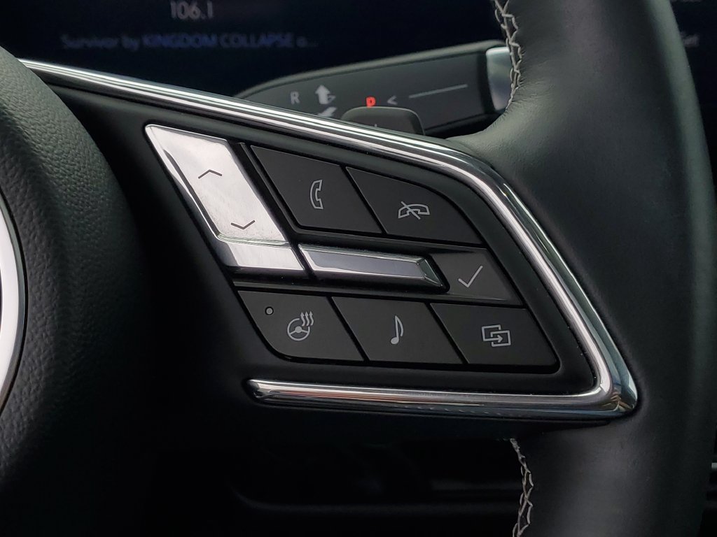 Used 2024 Buick Envision Sport Touring AWD/4WD image 11