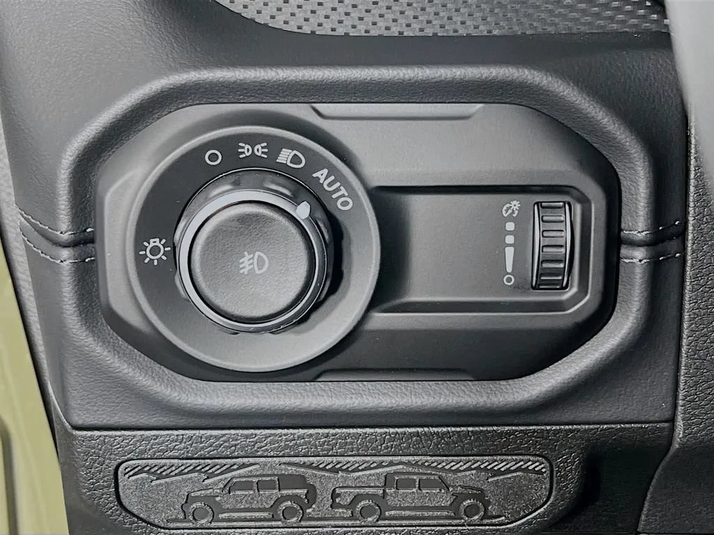 New 2026 Jeep Wrangler Unlimited Rubicon AWD/4WD image 11