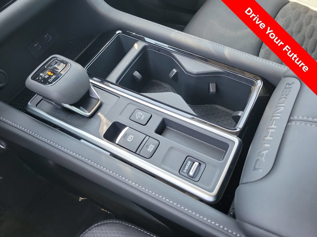 Certified 2025 Nissan Pathfinder SV FWD image 15