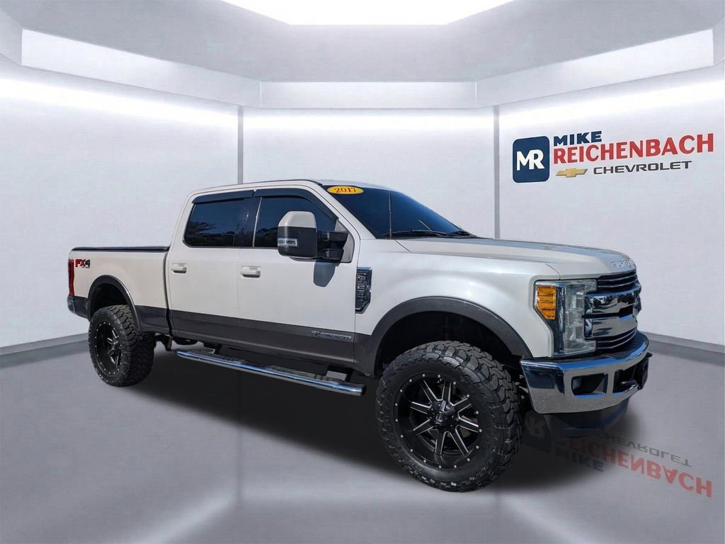 Used 2017 Ford F250 Lariat w/ Lariat Value Package image 2