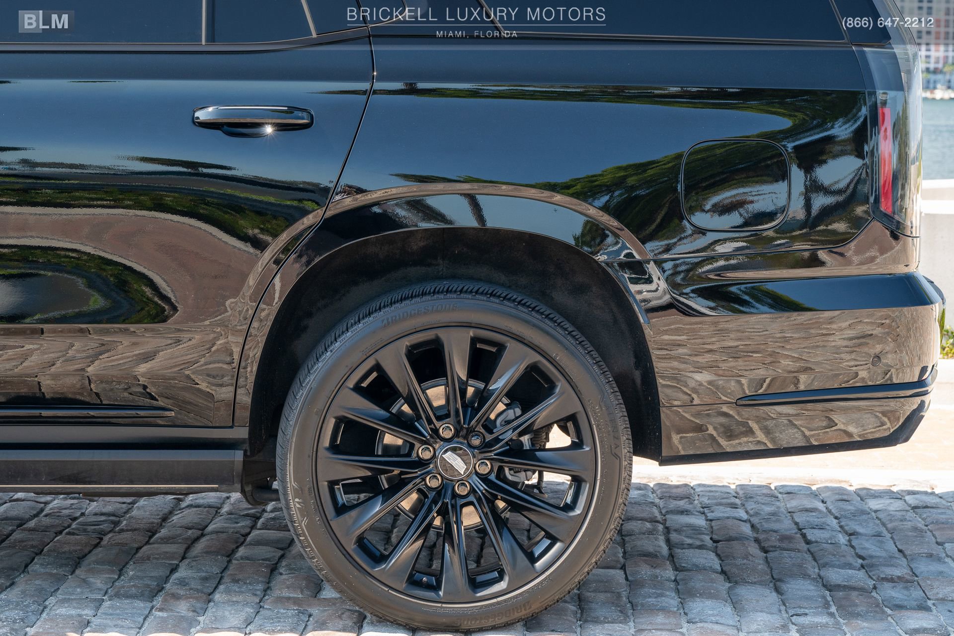 Used 2026 Cadillac Escalade Platinum Sport w/ LPO, ONYX Package AWD/4WD image 49