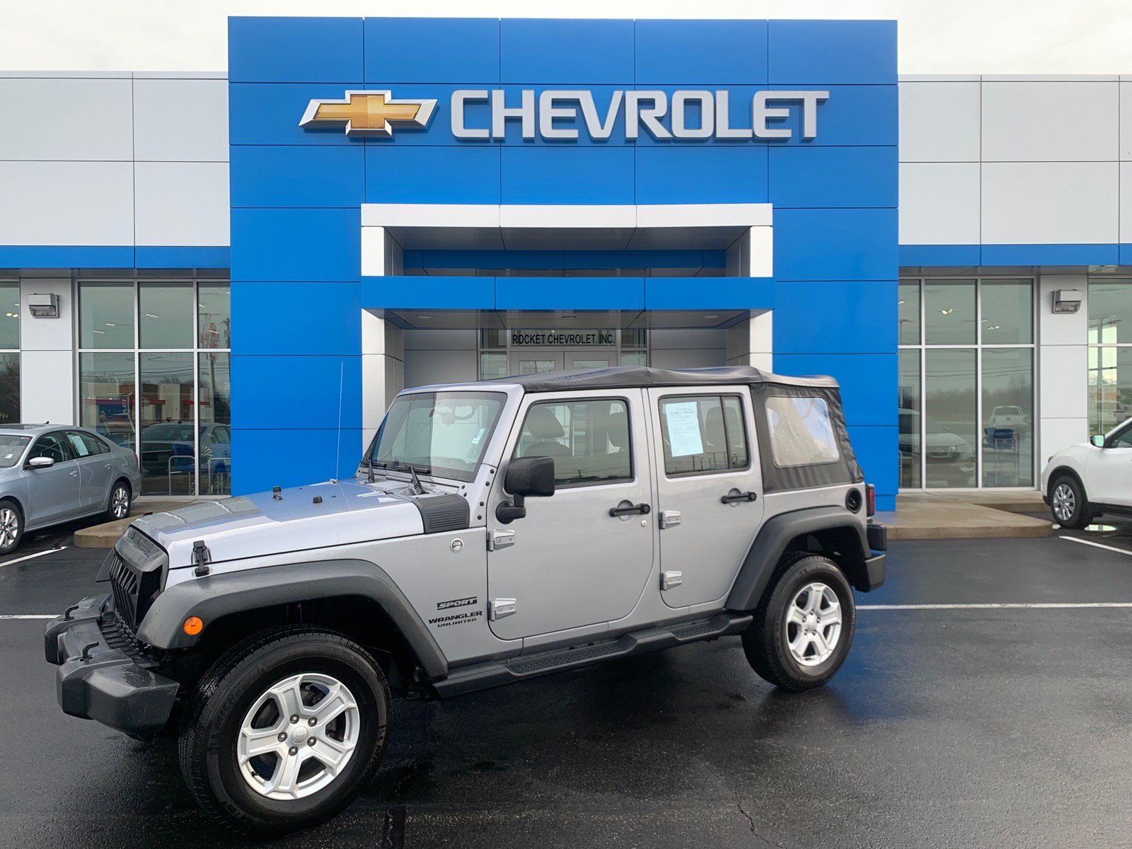 Used 2015 Jeep Wrangler Unlimited Sport AWD/4WD image 1