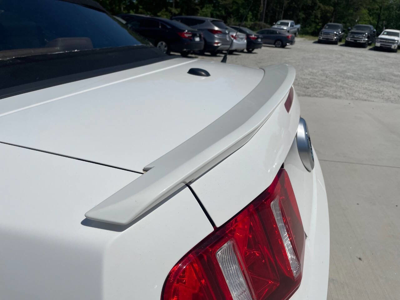 Used 2010 Ford Mustang GT Premium RWD image 20