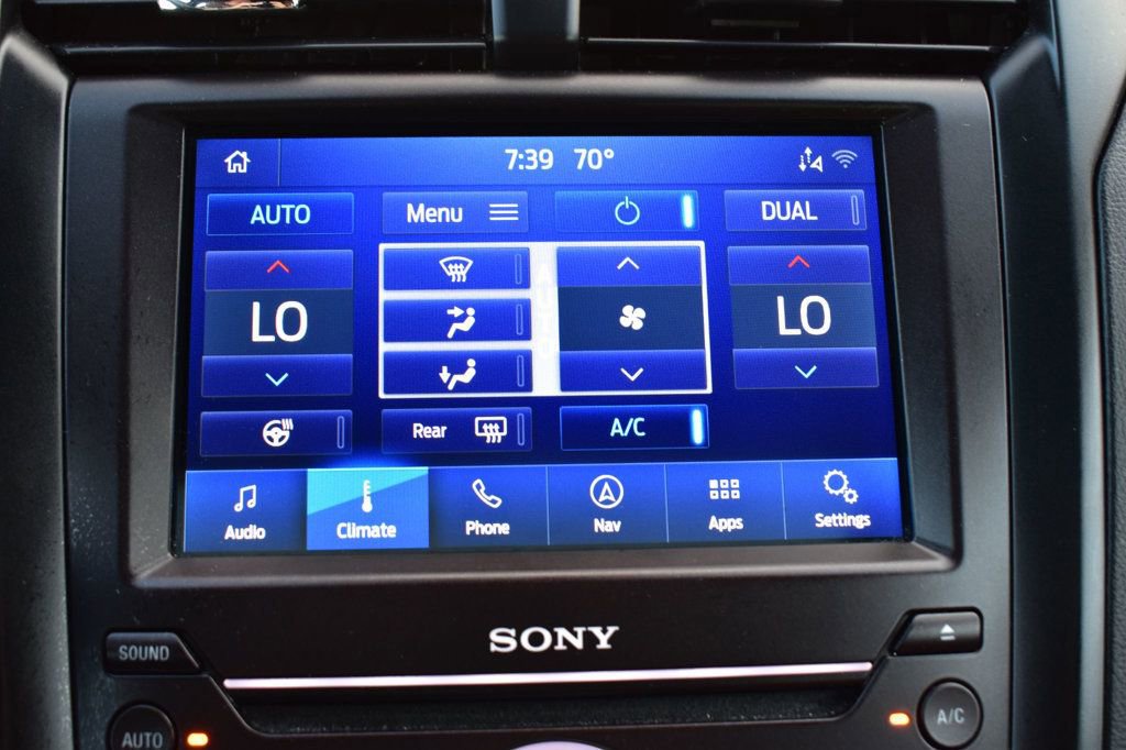 Used 2020 Ford Fusion Titanium image 35