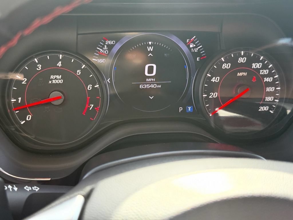 Used 2021 Chevrolet Camaro SS RWD image 18