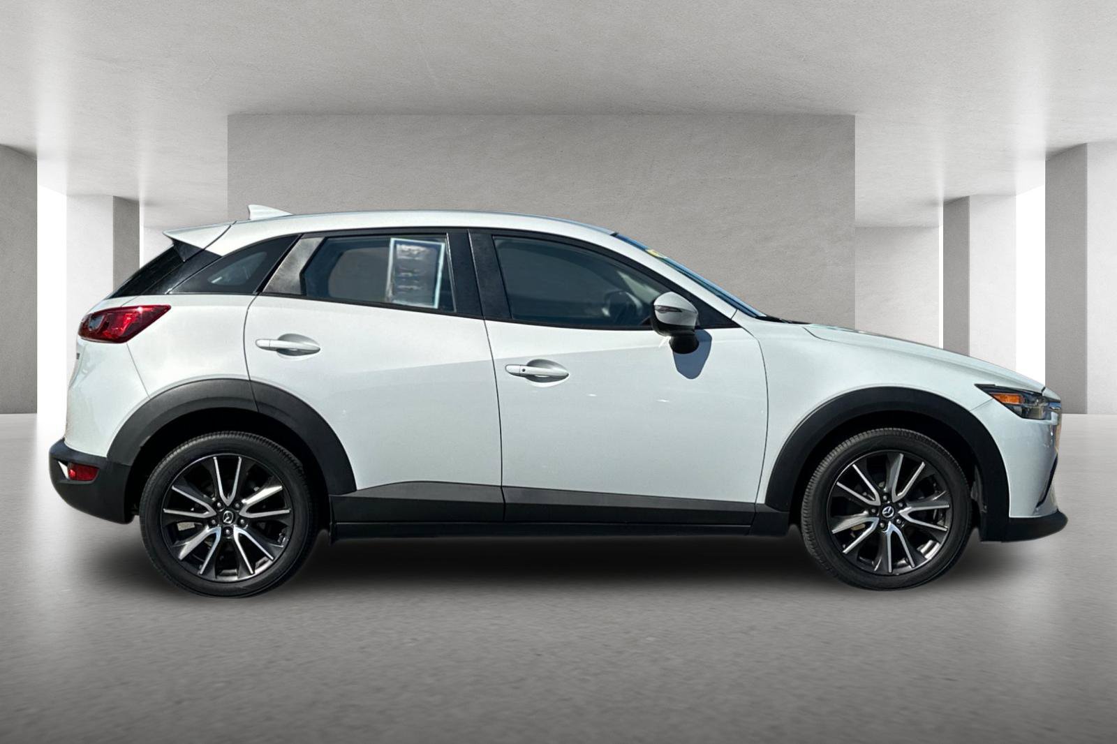 Used 2017 MAZDA CX-3 Touring AWD/4WD image 3