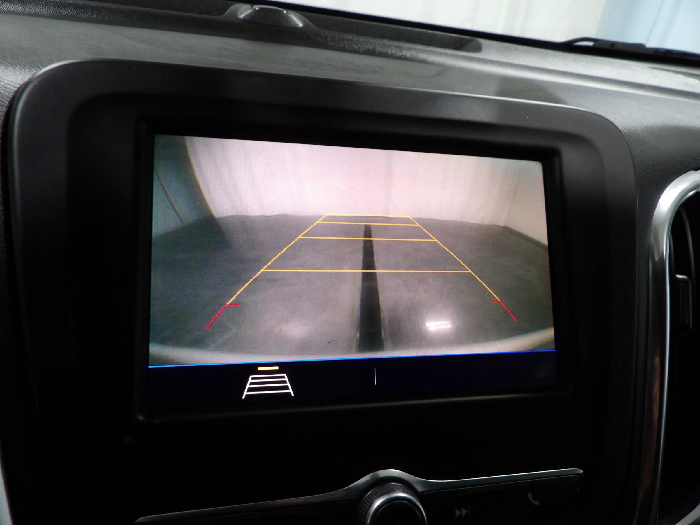 Used 2021 Chevrolet Equinox LT AWD/4WD image 15