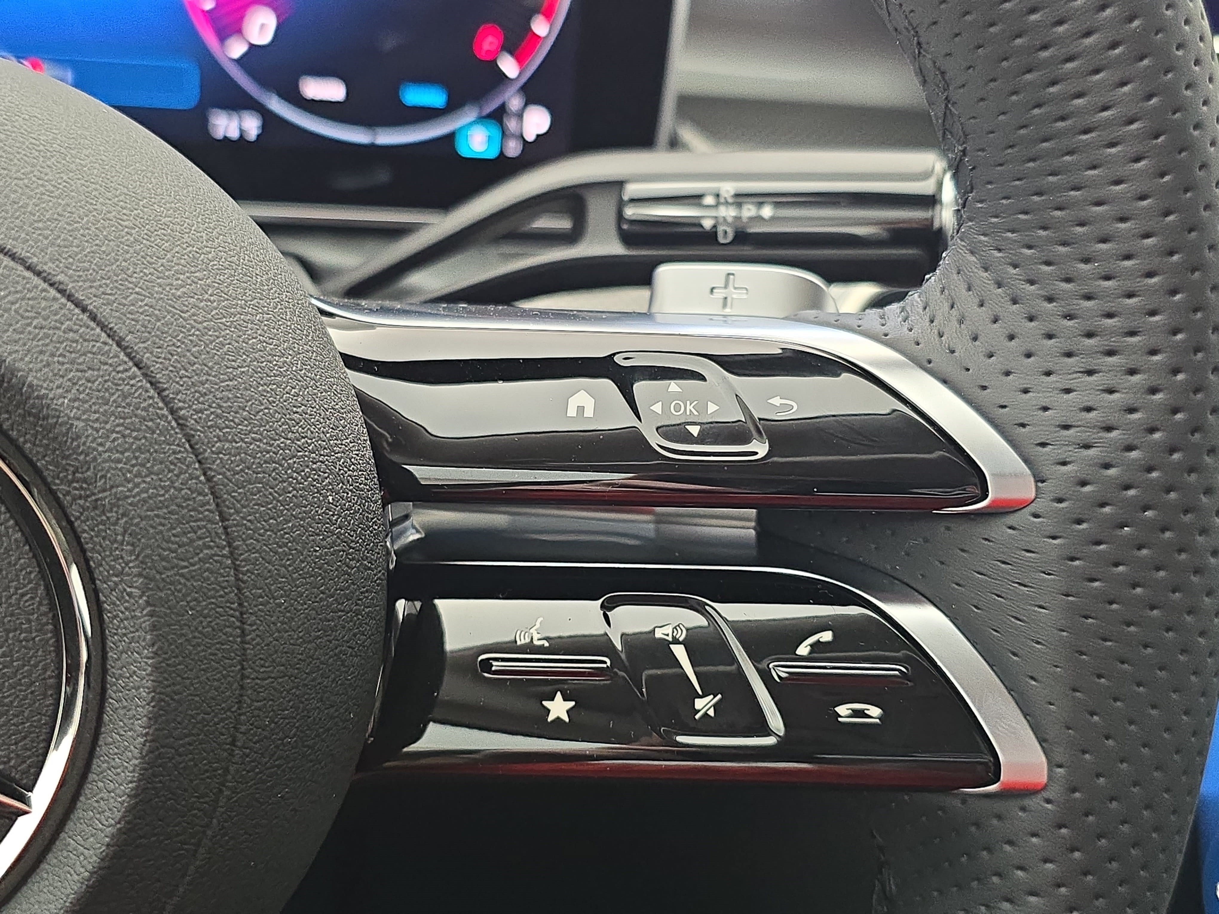 New 2026 Mercedes-Benz C 300 Sedan image 18