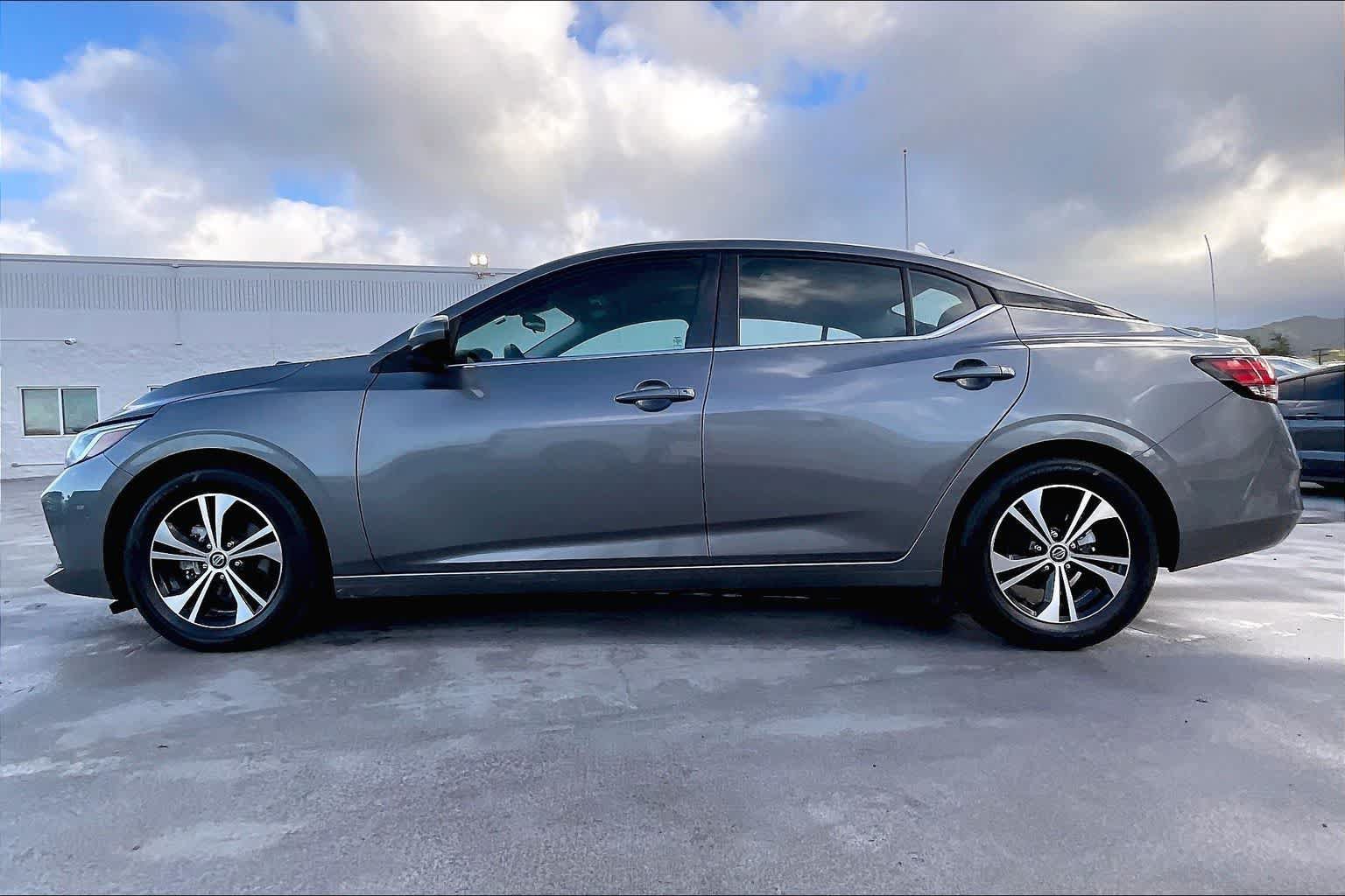 Used 2023 Nissan Sentra SV w/ All-Weather Package FWD image 3