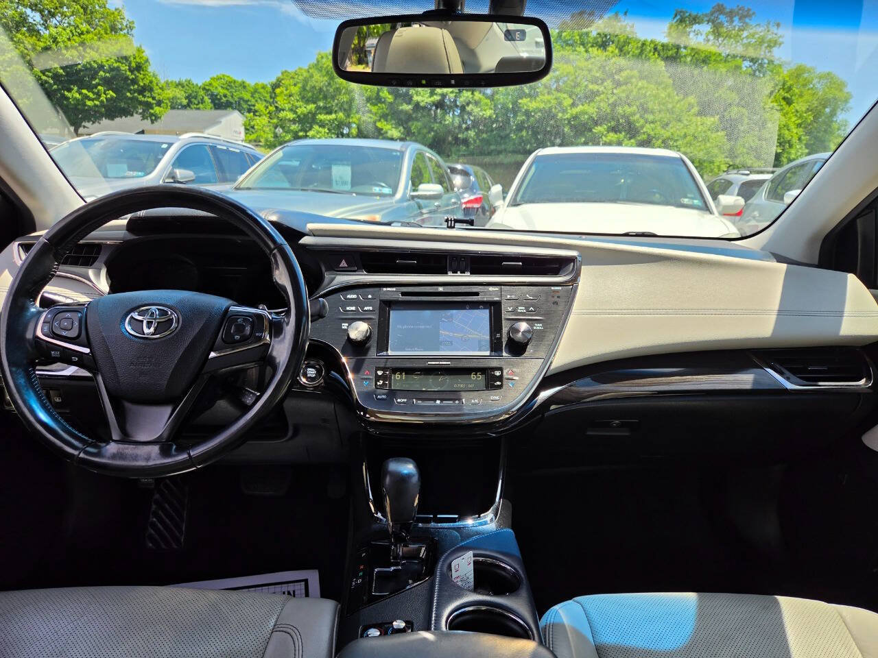 Used 2015 Toyota Avalon Limited FWD image 34