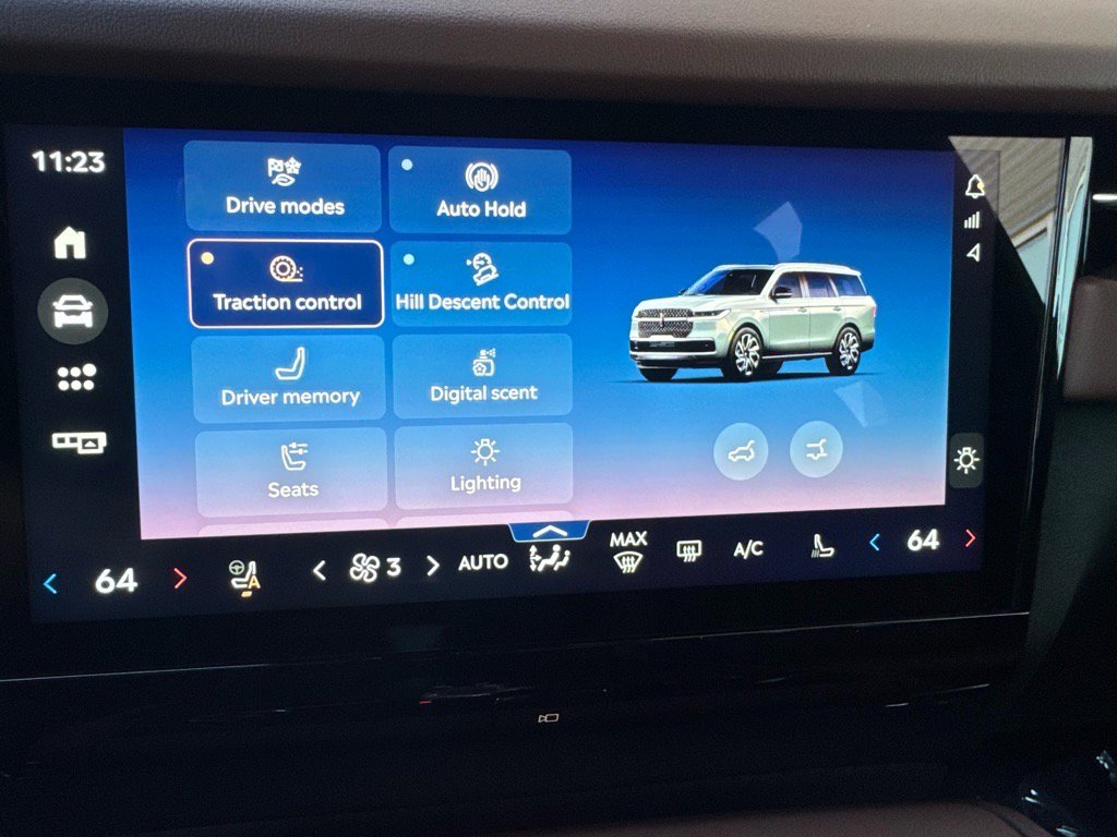 New 2025 Lincoln Navigator Reserve image 41