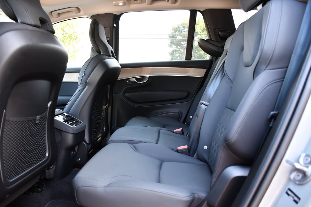 Used 2026 Volvo XC90 B6 Plus AWD/4WD image 17