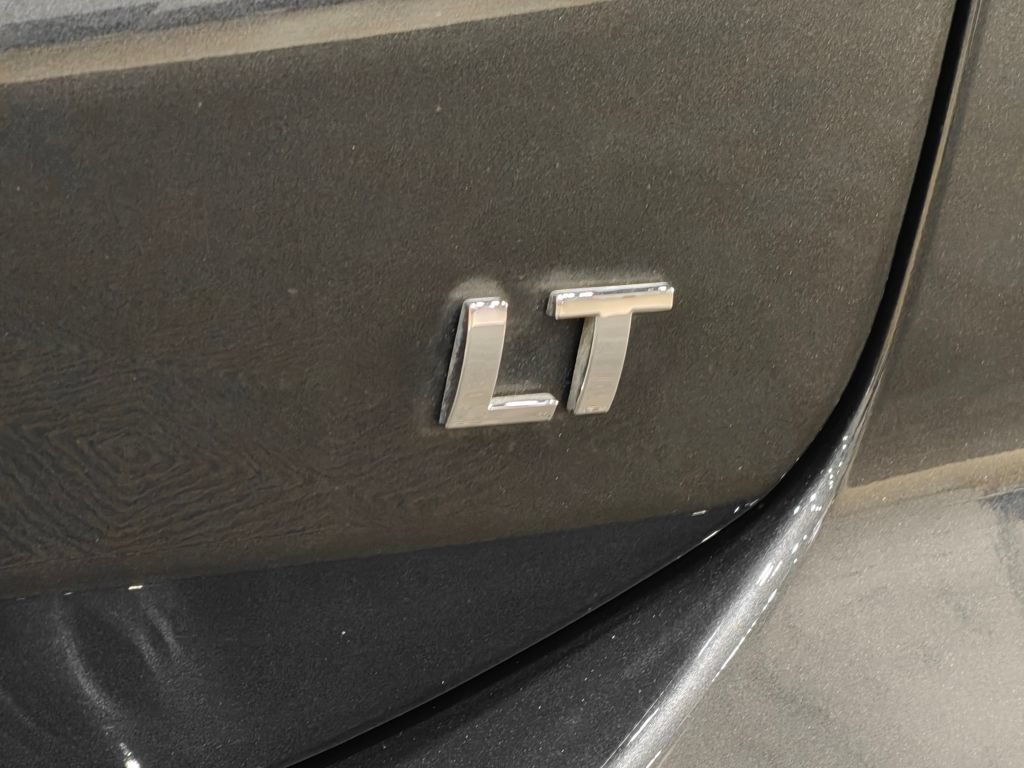 Used 2023 Chevrolet Equinox LT FWD image 44