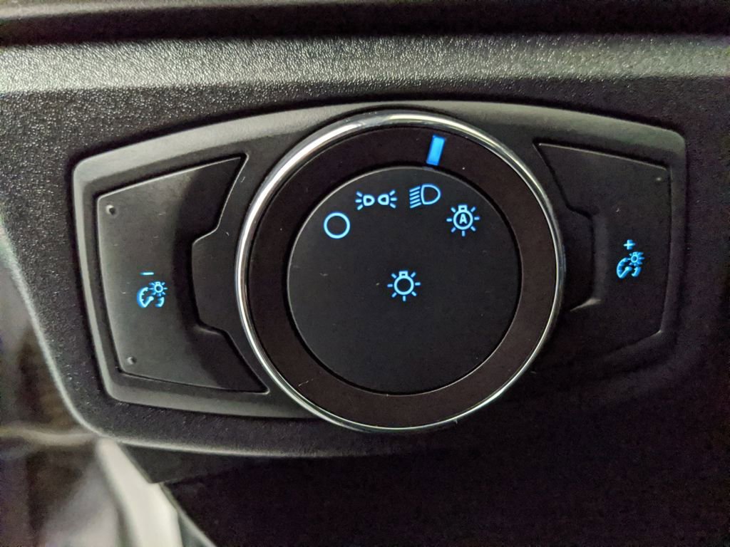 Used 2020 Ford Fusion SE image 14