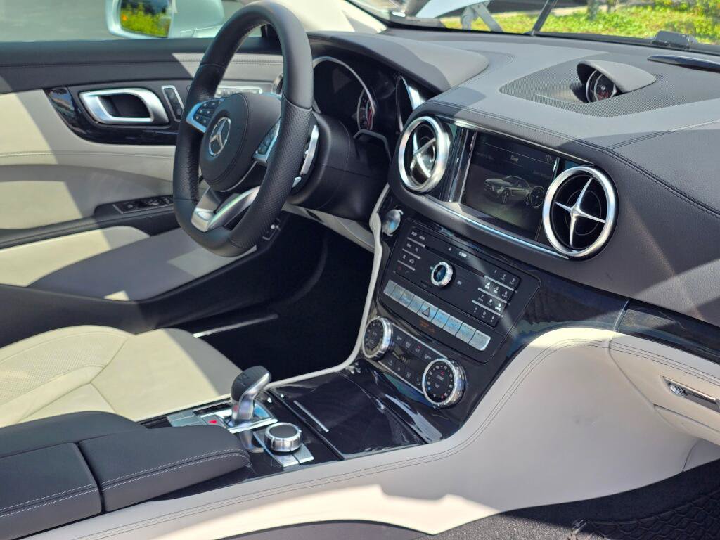 Used 2020 Mercedes-Benz SL 450 image 18