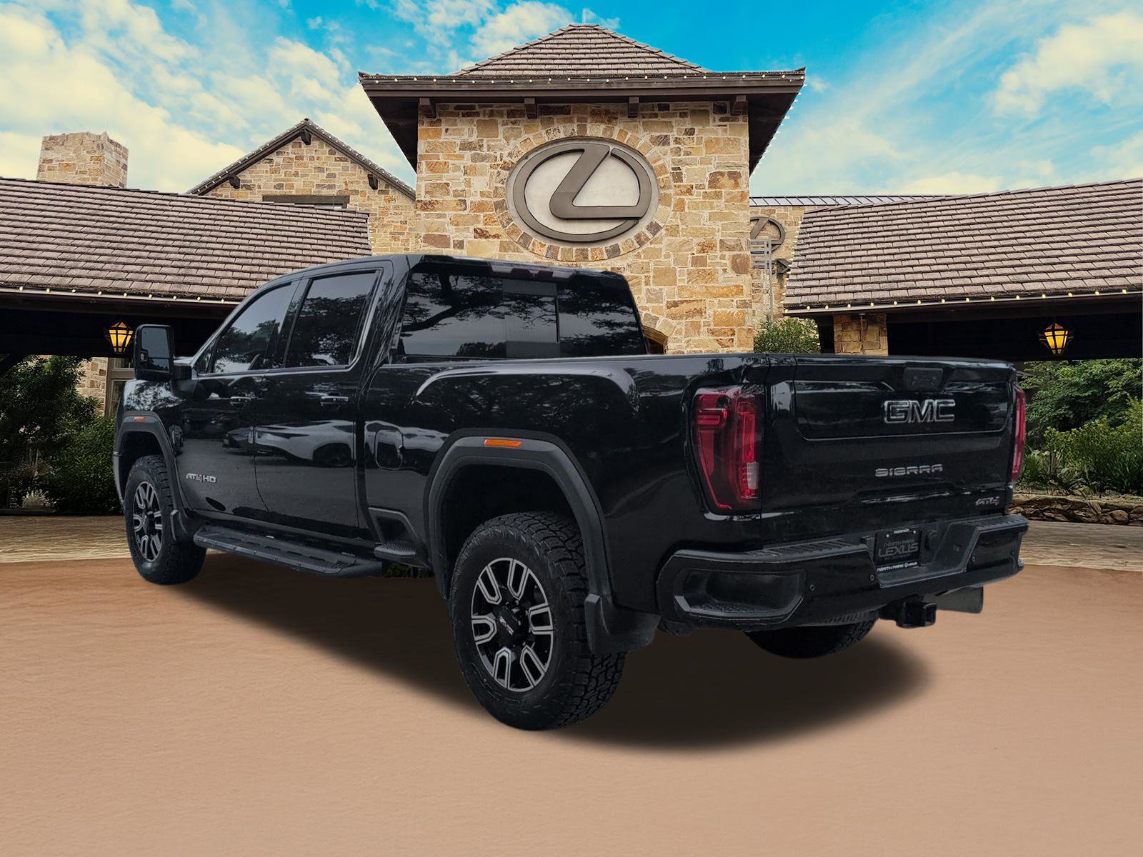 Used 2021 GMC Sierra 2500 AT4 w/ AT4 Preferred Package AWD/4WD image 3