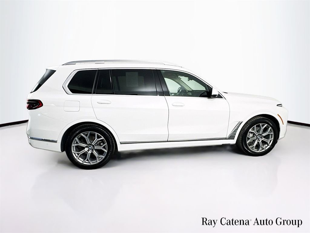 Used 2026 BMW X7 xDrive40i image 8
