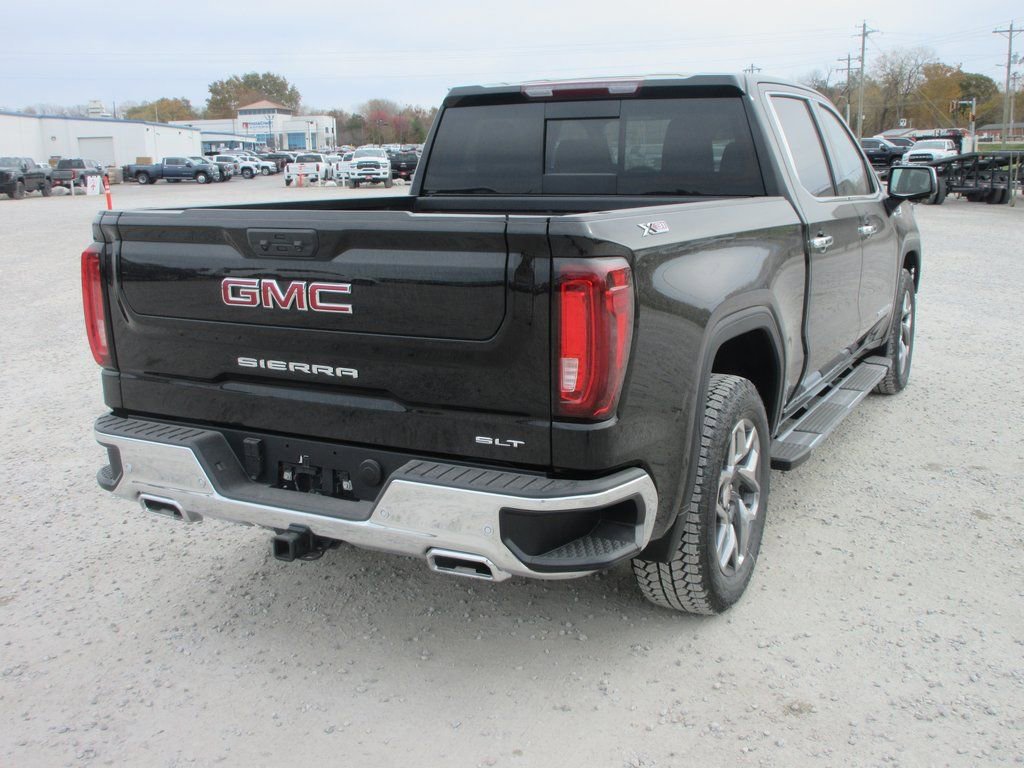 New 2026 GMC Sierra 1500 SLT w/ SLT Premium Plus Package image 4