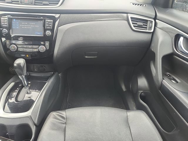 Used 2016 Nissan Rogue SL w/ SL Premium Package image 10